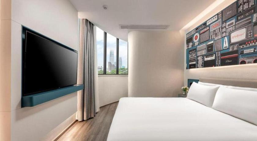 Ibis Dongguan Dongcheng Hotel Exterior photo